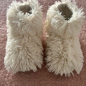 Justice Fluffy Cream Kids Slippers